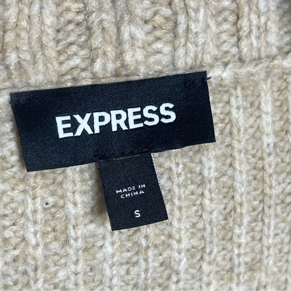 Express knit slouchy cream cardigan size small - Picture 5 of 9